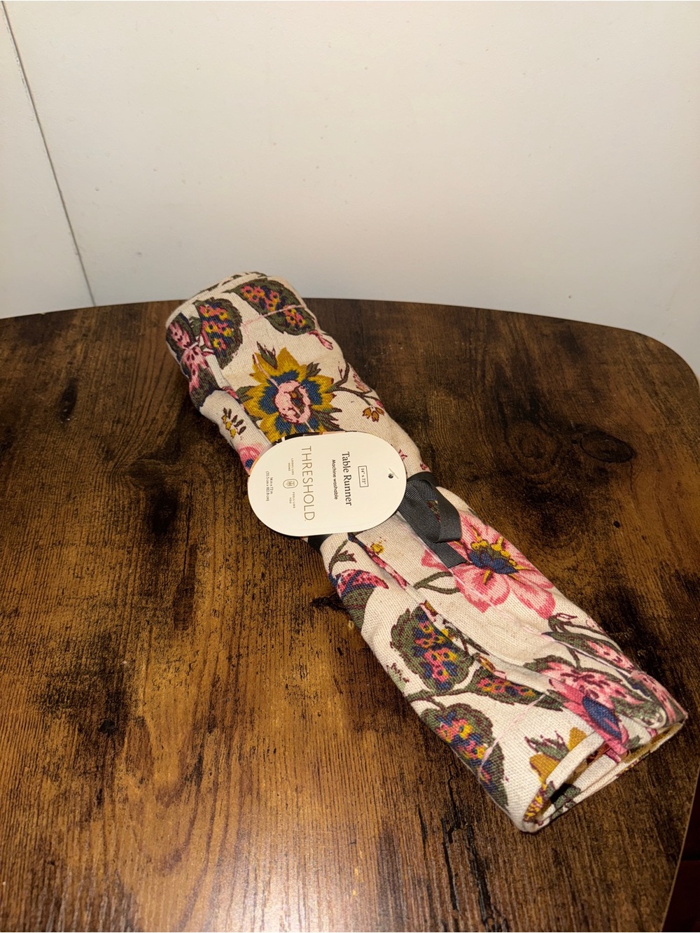 Threshold Table runner - Picture 2 of 3